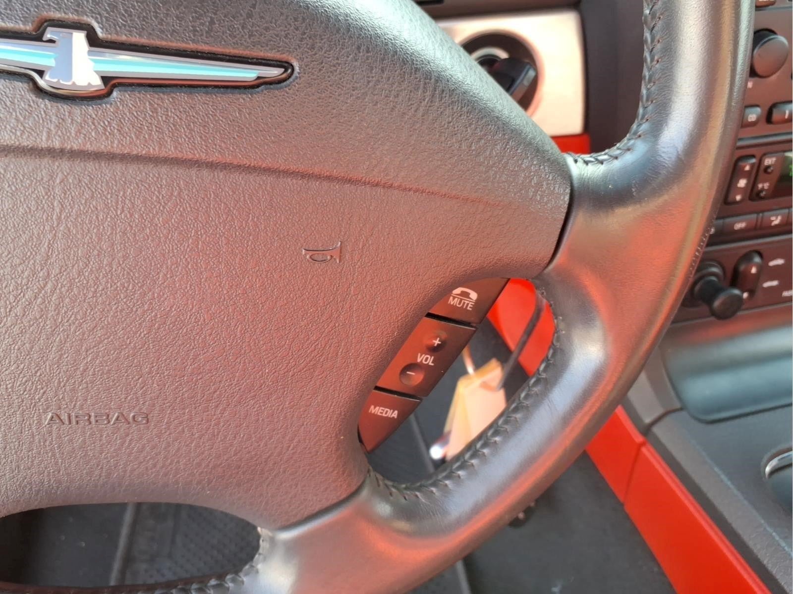 Used 2002 Ford Thunderbird RWD image 14