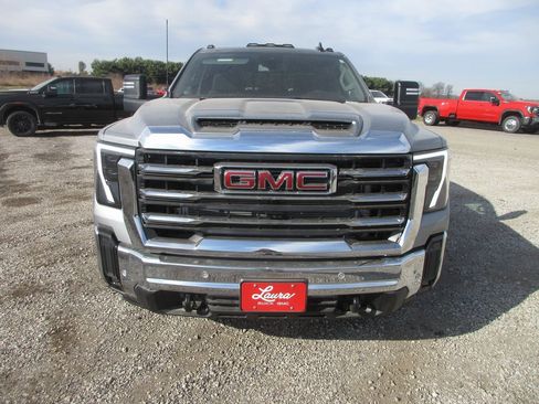 New 2026 GMC Sierra 3500 SLE w/ SLE Value Package image 12