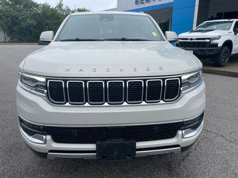 Used 2022 Jeep Wagoneer Series II RWD image 2