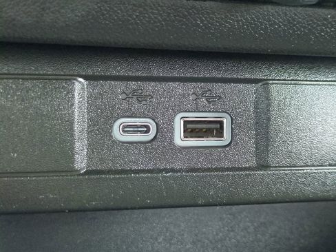 Used 2024 GMC Canyon Elevation w/ Trailering Package image 21