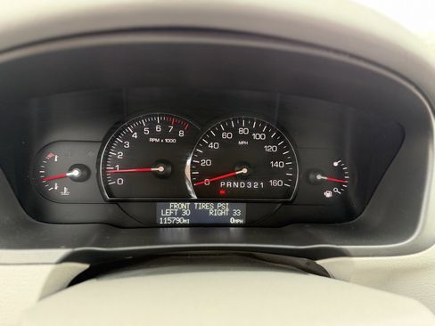 Used 2007 Cadillac DTS Luxury I w/ Sun And Sound Package image 20