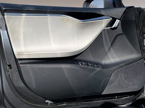 Used 2016 Tesla Model S 75D image 18