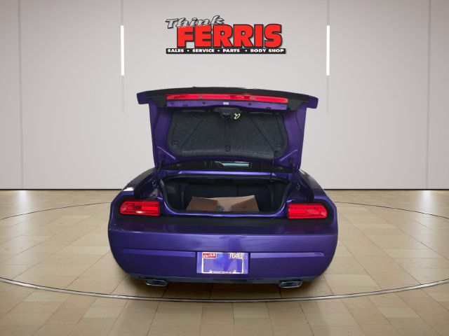 Used 2010 Dodge Challenger R/T RWD image 9