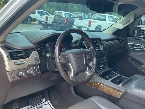 Used 2016 GMC Yukon Denali w/ Open Road Package AWD/4WD image 7