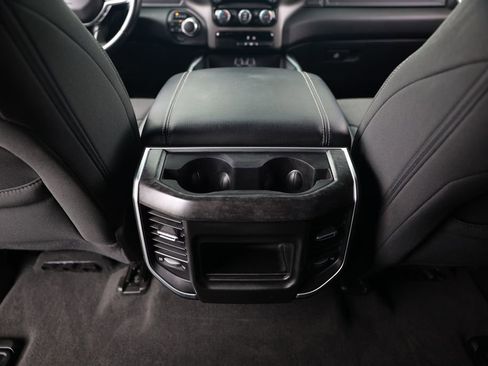 Used 2022 RAM 1500 Big Horn AWD/4WD image 32