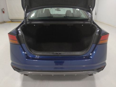 Used 2020 Nissan Altima 2.5 SR FWD image 29