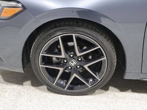 Used 2024 Honda Civic Sport Touring image 8