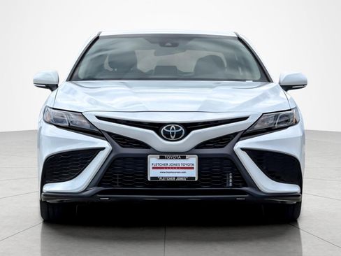 Used 2024 Toyota Camry SE FWD image 8