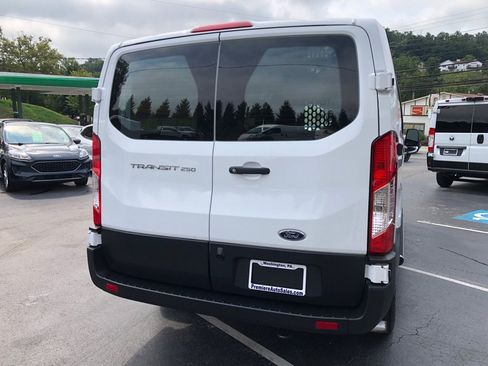 Used 2025 Ford Transit 250 Low Roof w/ Exterior Upgrade Package RWD image 5