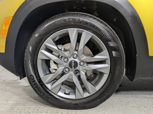 Used 2022 Kia Seltos S image 9