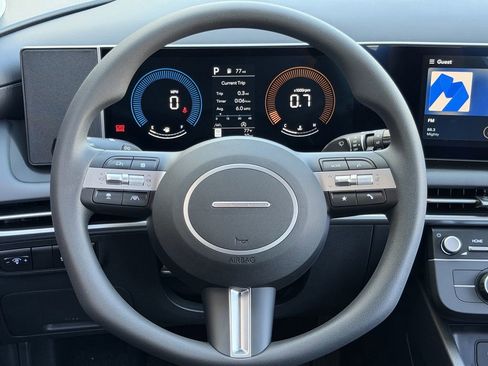 New 2026 Hyundai Tucson SE image 12