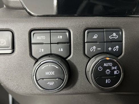 Used 2024 Chevrolet Silverado 1500 ZR2 w/ ZR2 Bison Edition AWD/4WD image 18