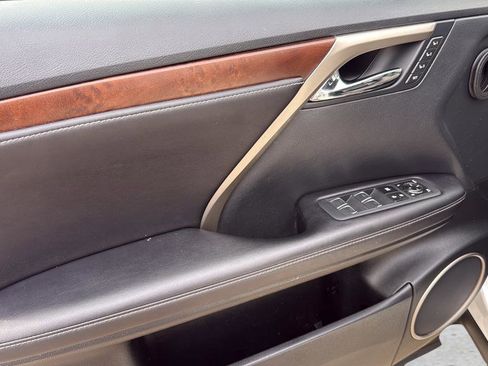 Used 2020 Lexus RX 350L Premium image 10