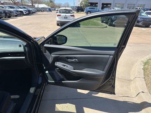 Used 2020 Nissan Sentra SV image 20