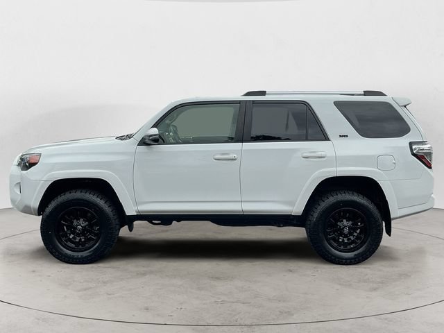 Used 2021 Toyota 4Runner SR5 Premium w/ Moonroof Package AWD/4WD image 8