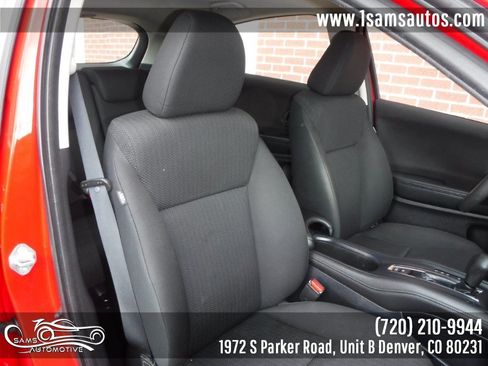 Used 2018 Honda HR-V LX image 12
