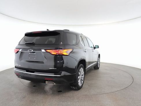 Used 2023 Chevrolet Traverse Premier image 16