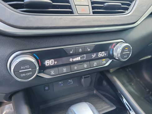 Used 2024 Nissan Altima 2.5 SL image 23