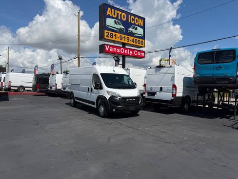 Used 2025 RAM ProMaster 3500 w/ Convenience Group FWD image 24