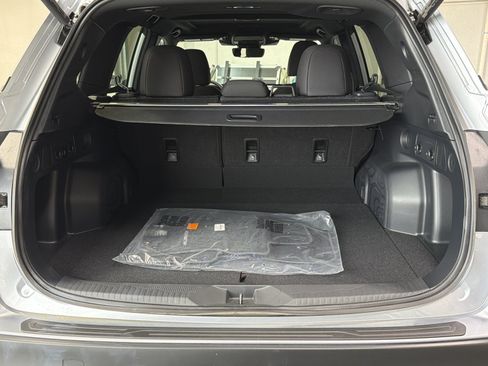 Certified 2026 Subaru Forester Premium AWD/4WD image 18