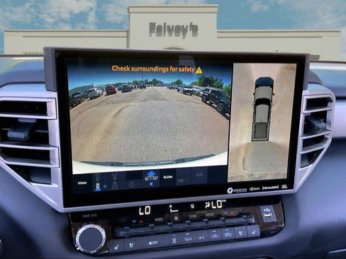 Used 2024 Toyota Tundra Limited AWD/4WD image 20
