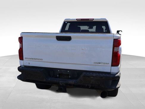 Used 2024 Chevrolet Silverado 2500 Custom w/ Custom Value Package AWD/4WD image 18