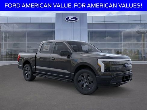 New 2025 Ford F150 Lightning Flash AWD/4WD image 8