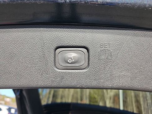 Used 2023 Ford Edge SEL w/ Convenience Package image 16