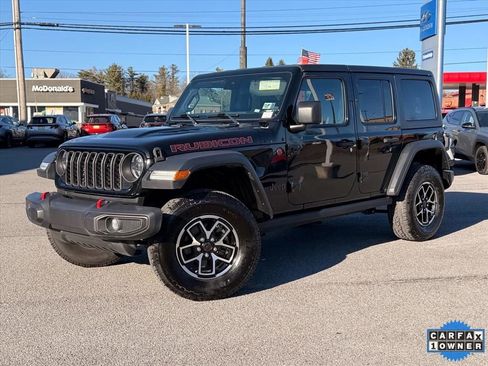 Used 2024 Jeep Wrangler Unlimited Rubicon image 2