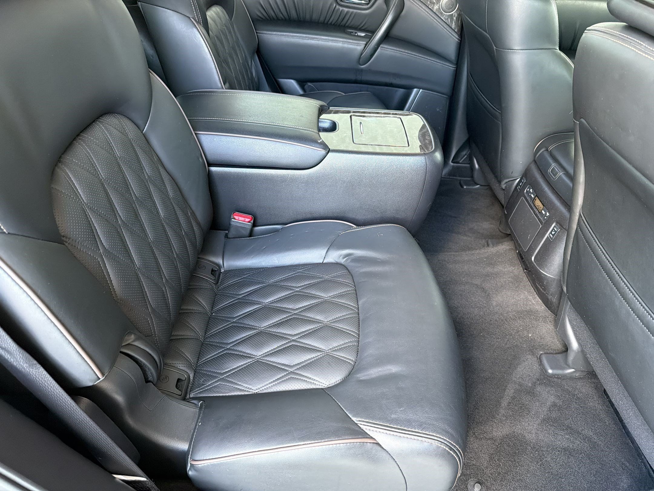 Used 2021 Nissan Armada Platinum w/ Captain's Chairs Package RWD image 35