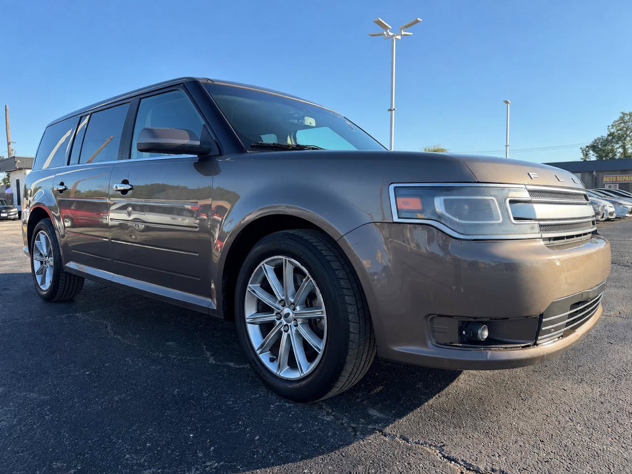 Used 2019 Ford Flex Limited FWD image 3