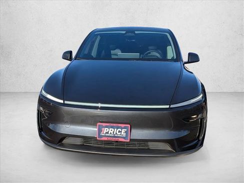 Used 2026 Tesla Model Y Long Range image 2