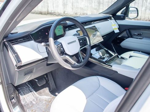 New 2026 Land Rover Range Rover Sport SE AWD/4WD image 11