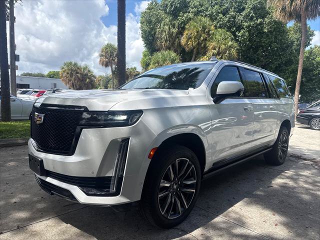 Used 2021 Cadillac Escalade ESV Sport w/ Driver Assist Tech Package AWD/4WD image 2