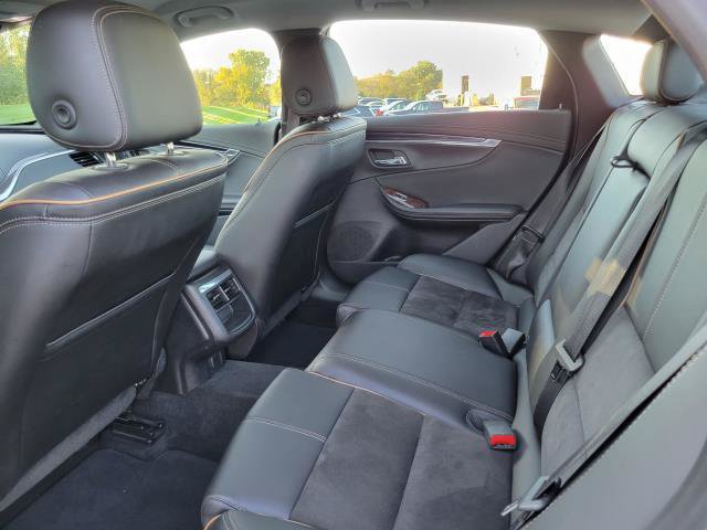 Used 2015 Chevrolet Impala LT w/ Convenience Package FWD image 28