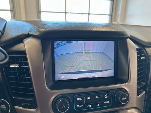 Used 2018 GMC Yukon XL Denali w/ Open Road Package AWD/4WD image 23