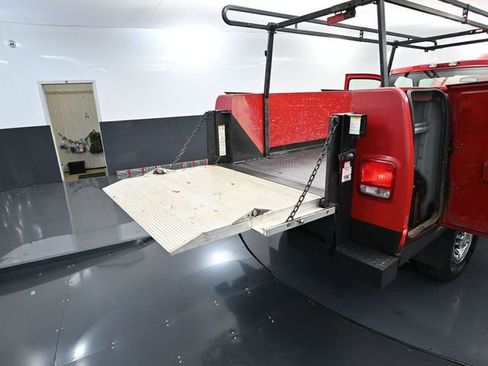 Used 2007 Chevrolet Silverado 3500 W/T image 30