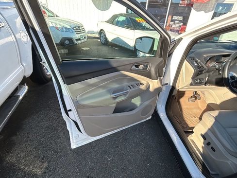 Used 2014 Ford Escape Titanium image 16