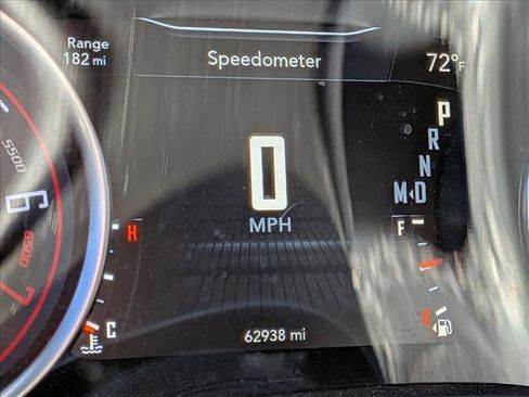 Used 2020 Dodge Challenger SXT image 5