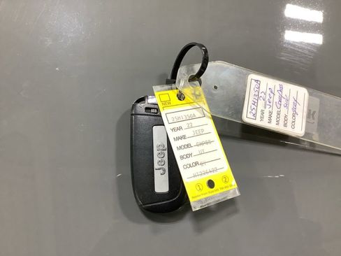 Used 2022 Jeep Compass Trailhawk image 28