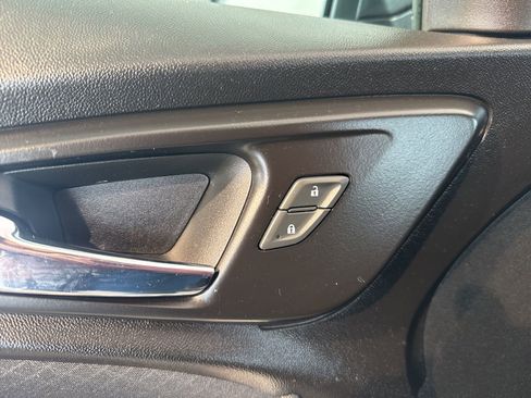 Used 2023 Chevrolet Malibu LT image 14