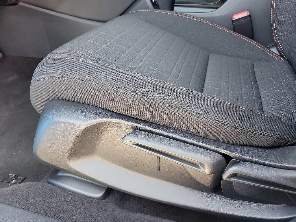 Used 2026 Honda HR-V Sport image 12