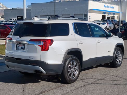 Used 2021 GMC Acadia SLT image 3