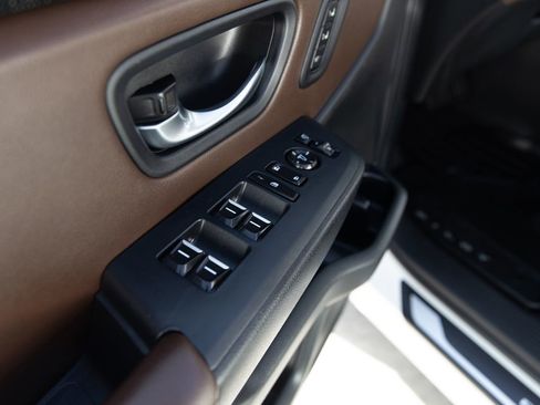 Used 2024 Honda Pilot Elite image 7