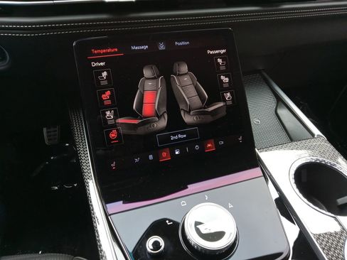 Used 2025 Cadillac Escalade V w/ LPO, ONYX Package image 19