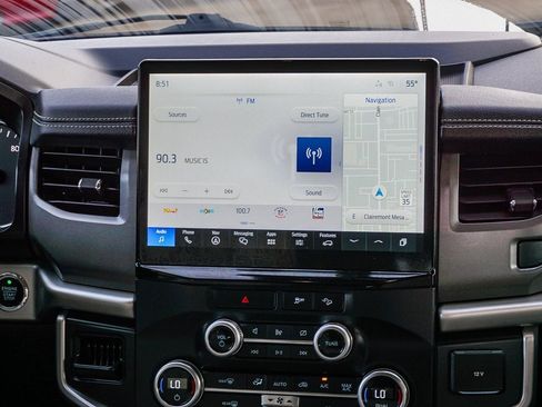 Used 2022 Ford Expedition XLT image 16