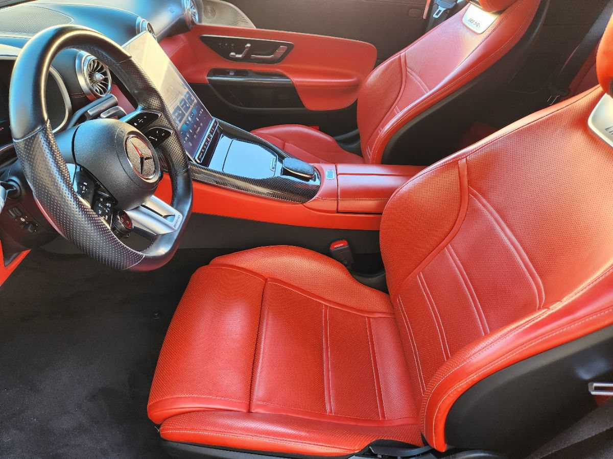 Used 2022 Mercedes-Benz SL 63 AMG 4MATIC image 31