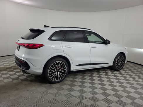 New 2025 Audi SQ5 Premium Plus image 11