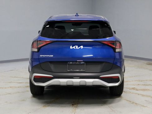 Used 2024 Kia Sportage EX FWD image 12