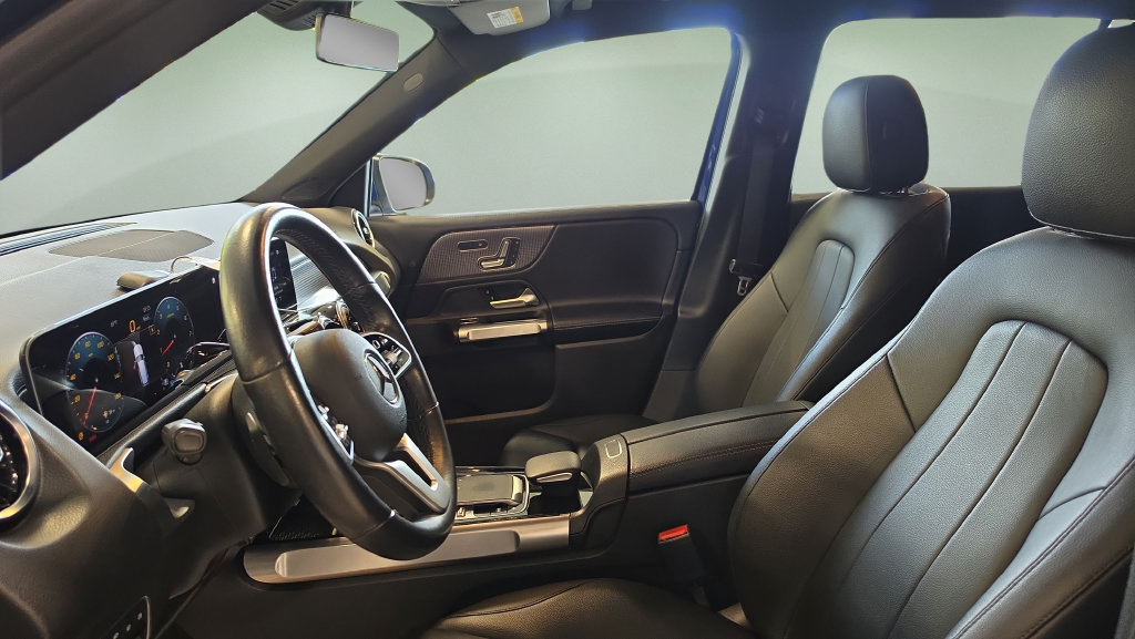 Used 2020 Mercedes-Benz GLB 250 4MATIC image 15